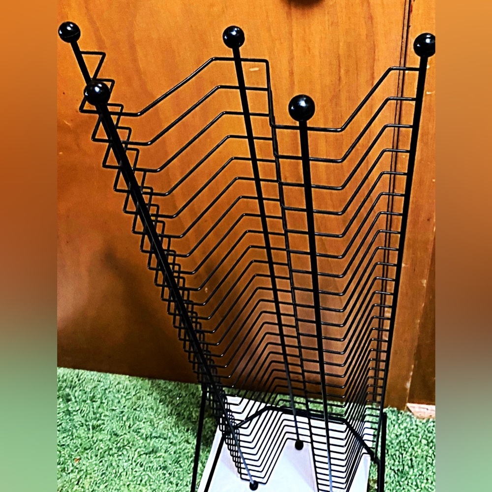 Black Metal Rack - Picture 3 of 4